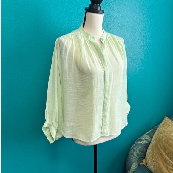 Maeve Light Lime Green Butterfly Sleeve Button Up Blouse Women's XS - Picture 2 of 10